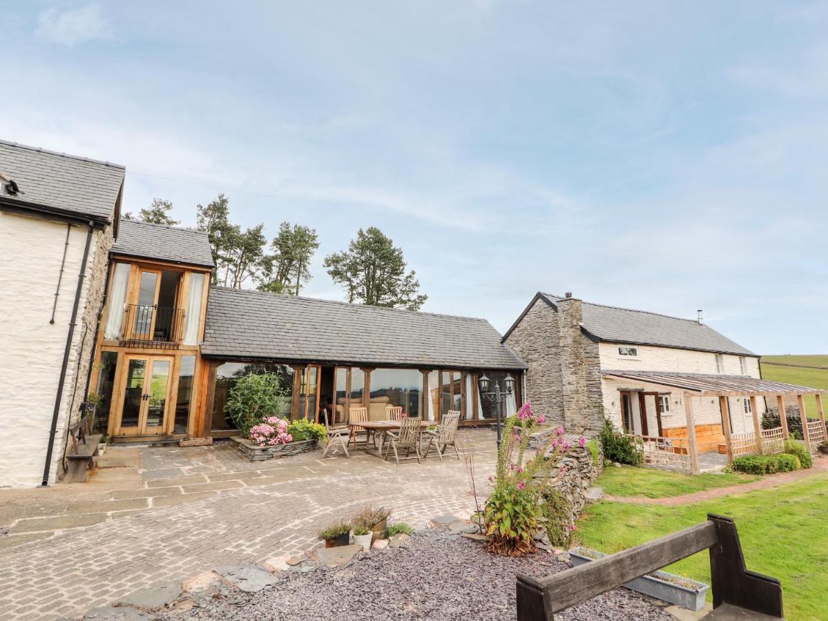 Pant Dafydd Goch Villa Glyn Ceiriog Exterior photo